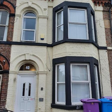 12 Person 6 Bedroom Self Catering House Liverpool Bagian luar foto