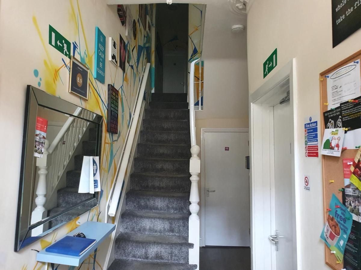 12 Person 6 Bedroom Self Catering House Liverpool Bagian luar foto